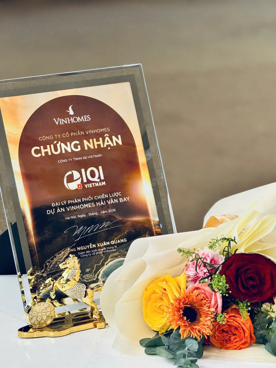 chung-nhan-F1-Vinhomes-Hai-Van-Bay-cua-IQI-Viet-Nam