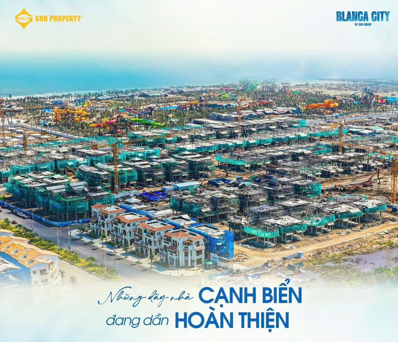 Những ngôi nhà cạnh biển đang dần hoàn thiện