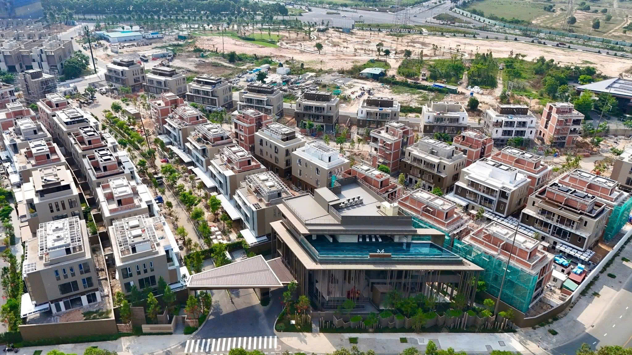 Tiến độ Orchard Mansion tháng 3 2026