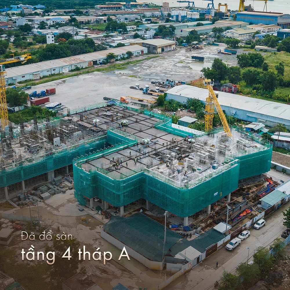 Đỗ sàn tầng 4 tháp A