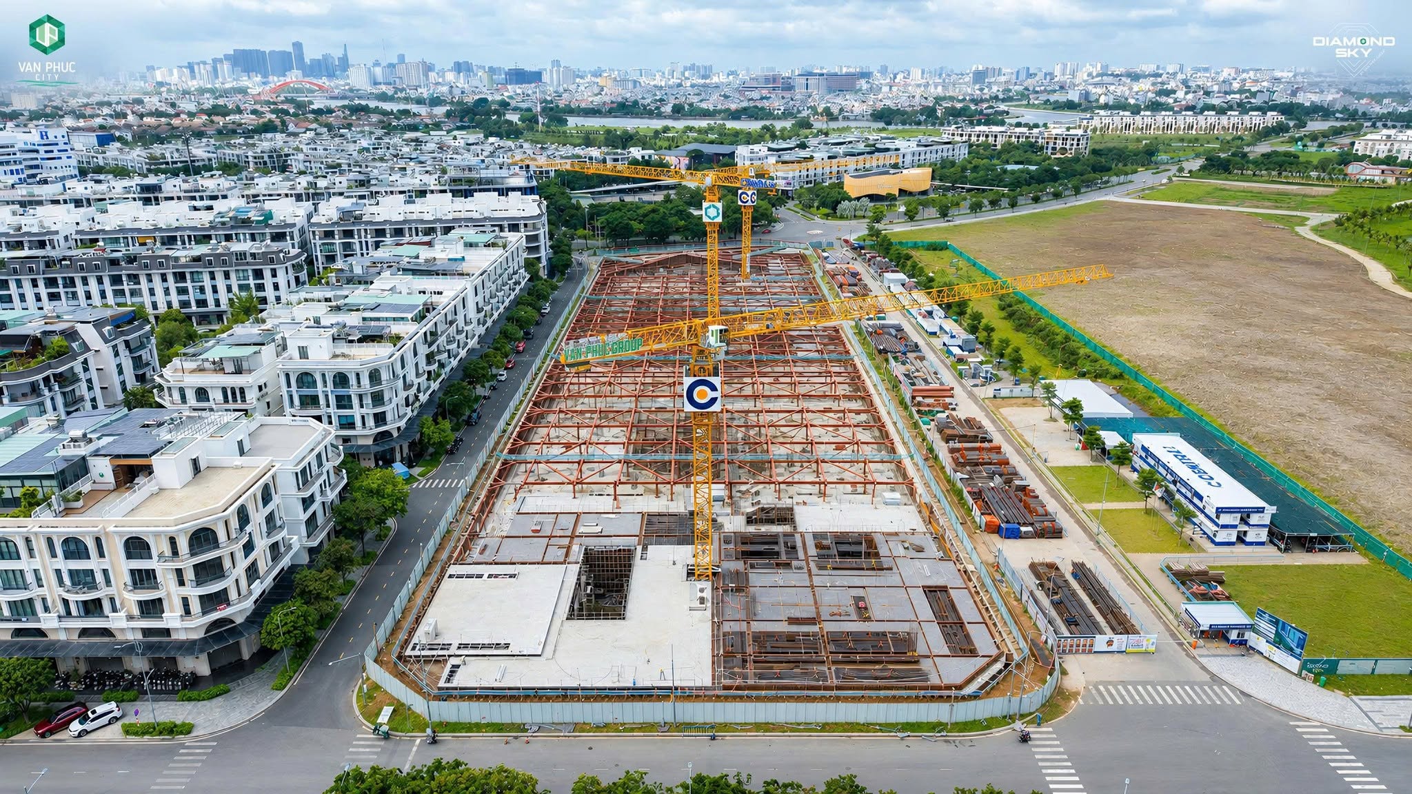 Cap-nhat-tien-do-Du-an-Diamond-Sky-Van-Phuc-City-thang-8-2026-1
